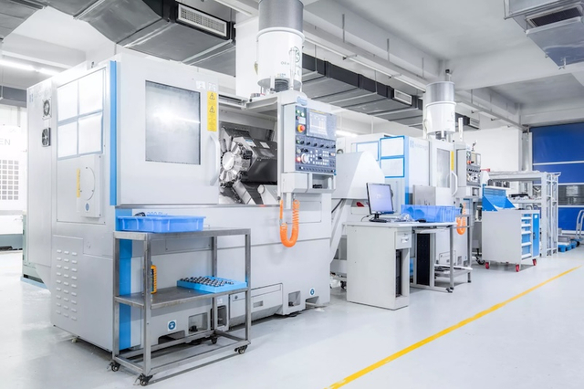 lathe-equipment-scaled.jpg-2