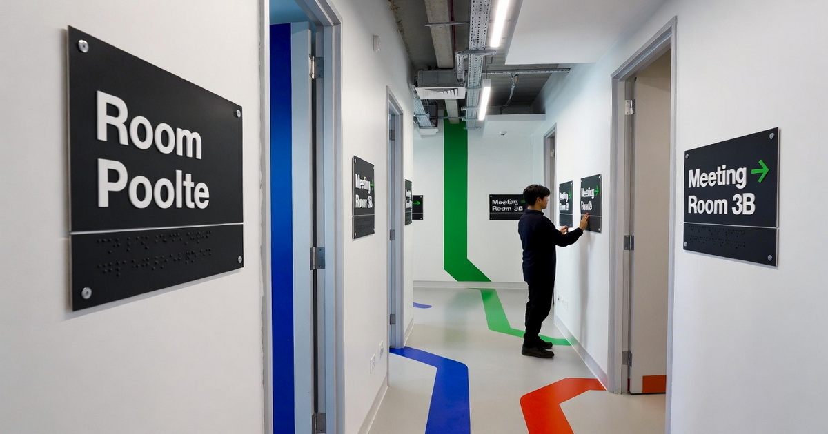 Braille Wayfinding In Modern Office
